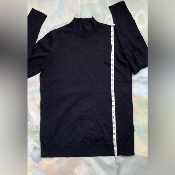 Mock neck size medium sweater black long sleeve NWOT - Picture 2 of 6